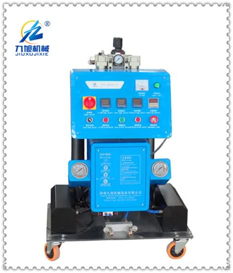 Q2600(D)型雙組分聚氨酯噴涂機(jī)